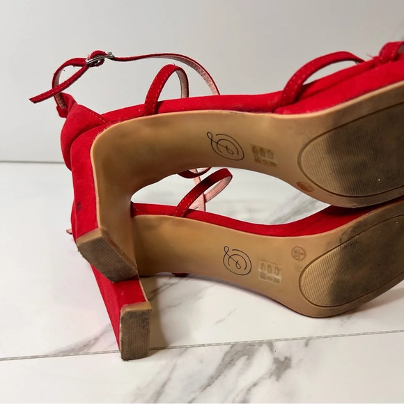 Chinese Laundry Crimson Strappy Heels Size 8 - Picture 8 of 8